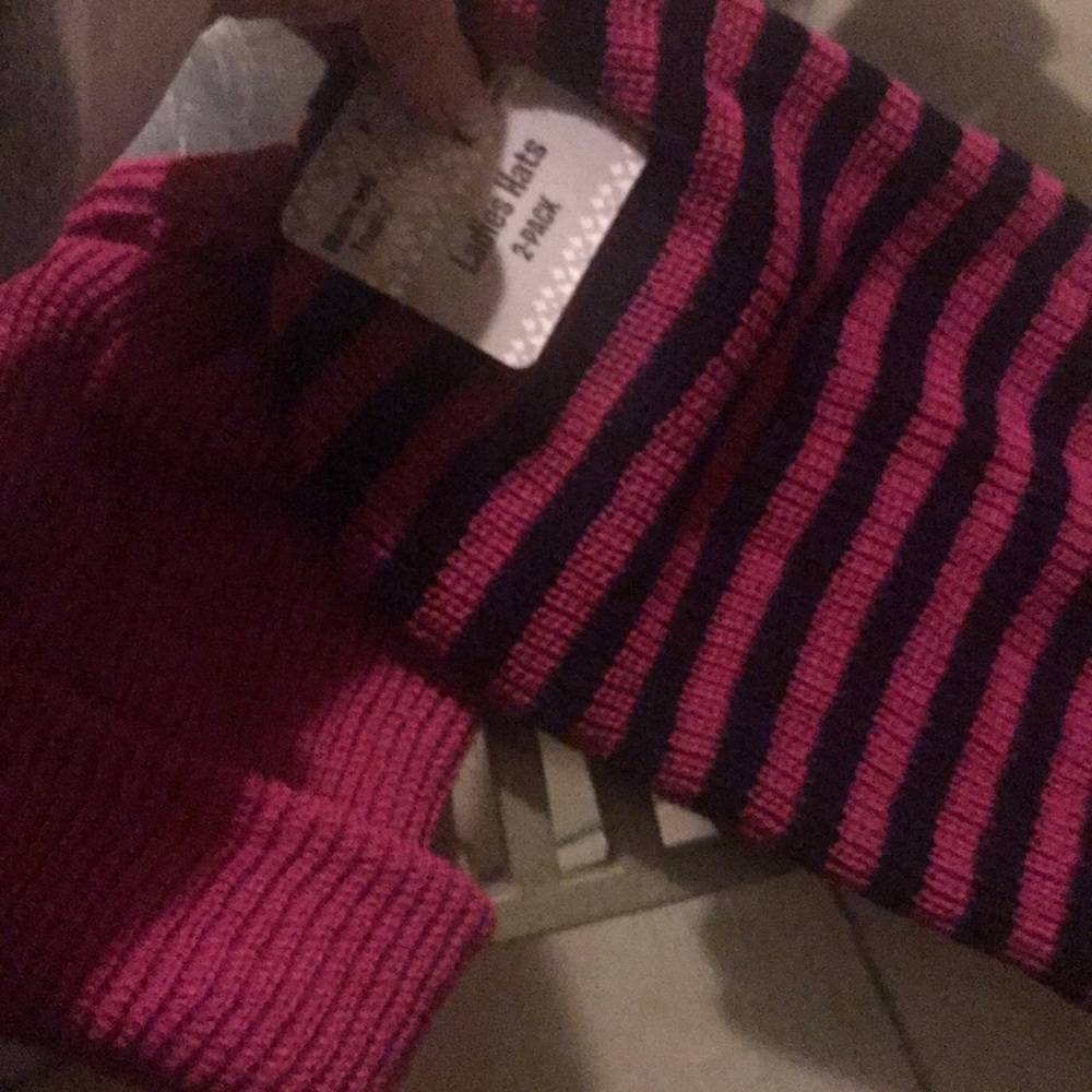 2 beanies - Picture 3 of 3